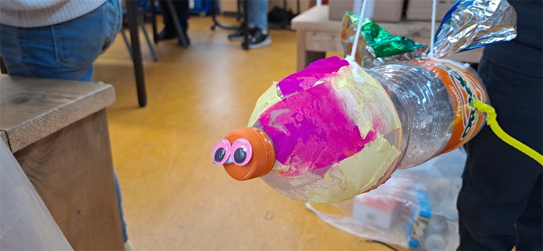 Fantasiedieren komen tot leven na voorstelling ‘Vlieg eens vlug’